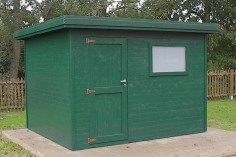 Elementhaus Flachdach 3,00 m x 2,50 m, mit Tür und 1 Fenster